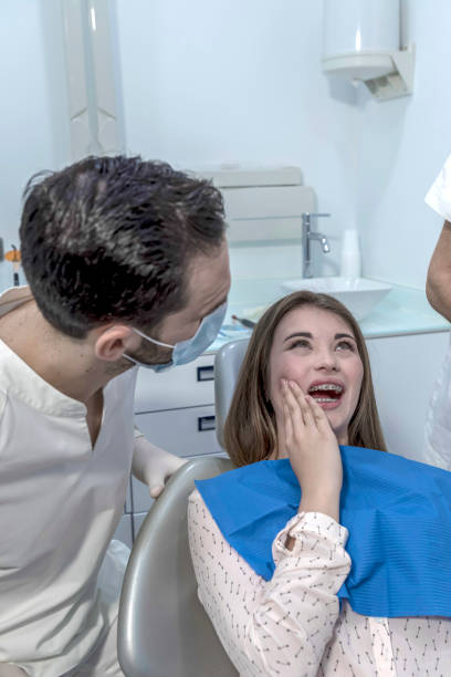 Best Emergency Tooth Extraction  in New Johnsonville, TN